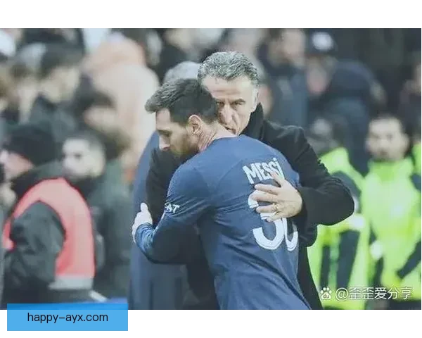 梅西复出后首场亮相 带领巴黎圣日耳曼迎战强敌莱昂