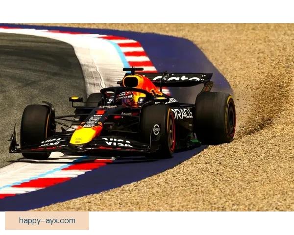 F1赛季最新动态：车手排名变动与赛事精彩瞬间解析