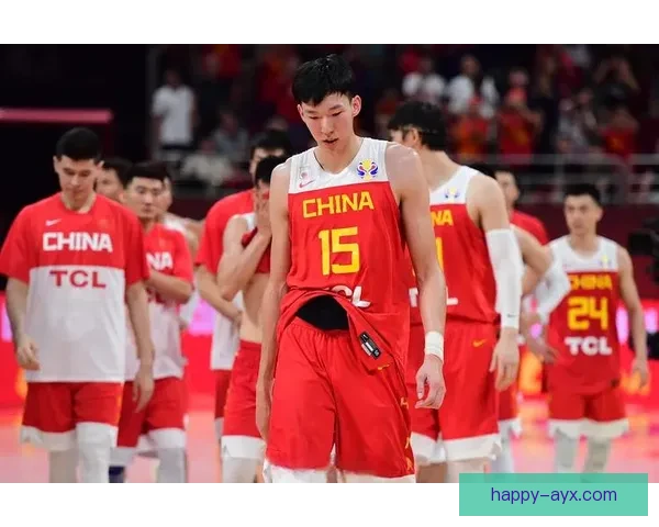 中国男篮迎战世界强队热身赛，备战世界杯全力冲刺